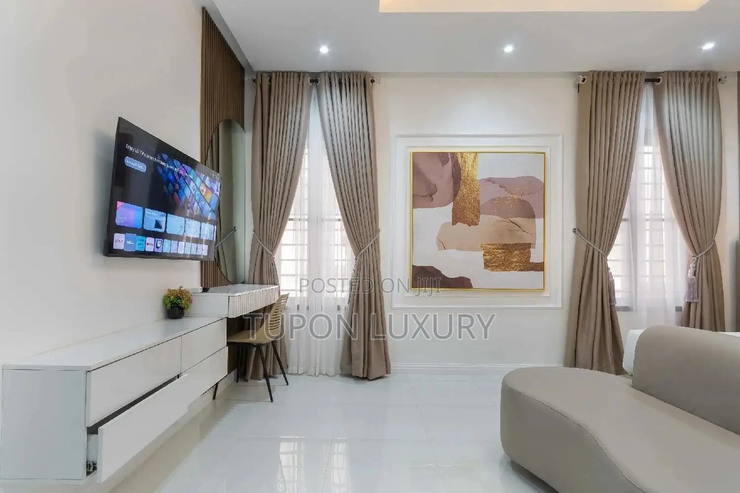 Luxury 3 Bedroom Apartment With Pool Gym in Ikate