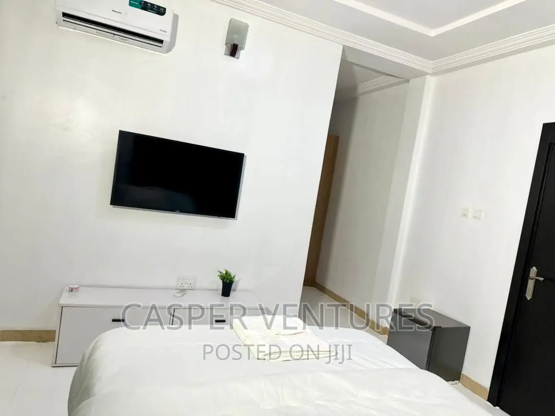 Simple and Stylish Apartment in Ikate