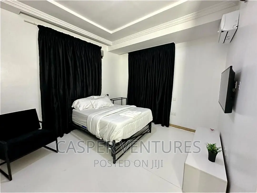 Simple and Stylish Apartment in Ikate