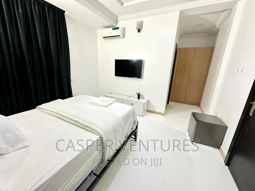 Simple and Stylish Apartment in Ikate