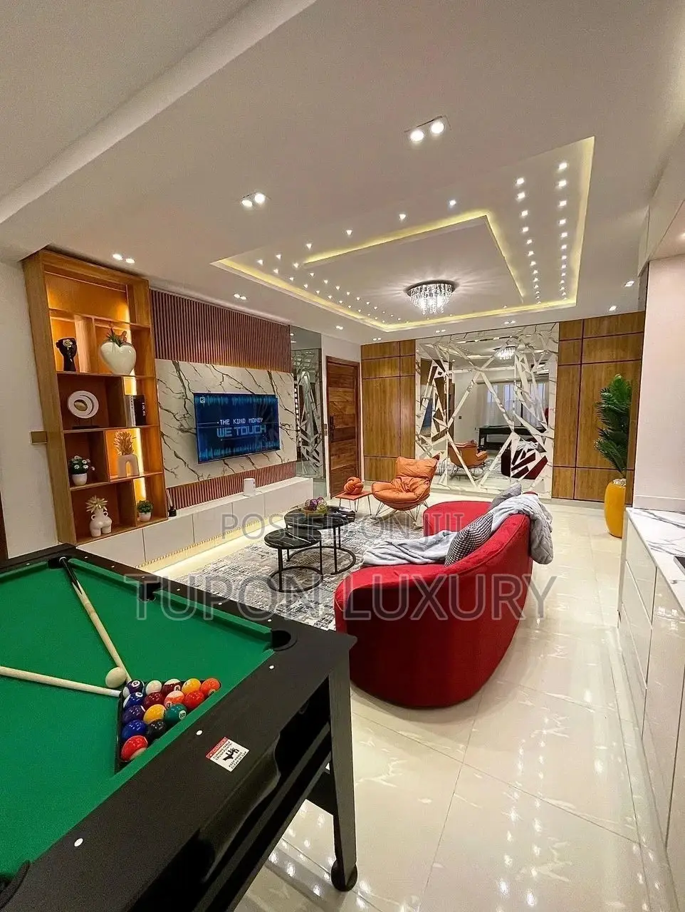 Luxury 2bedroom Apartment With Pool and Snooker in Ikate