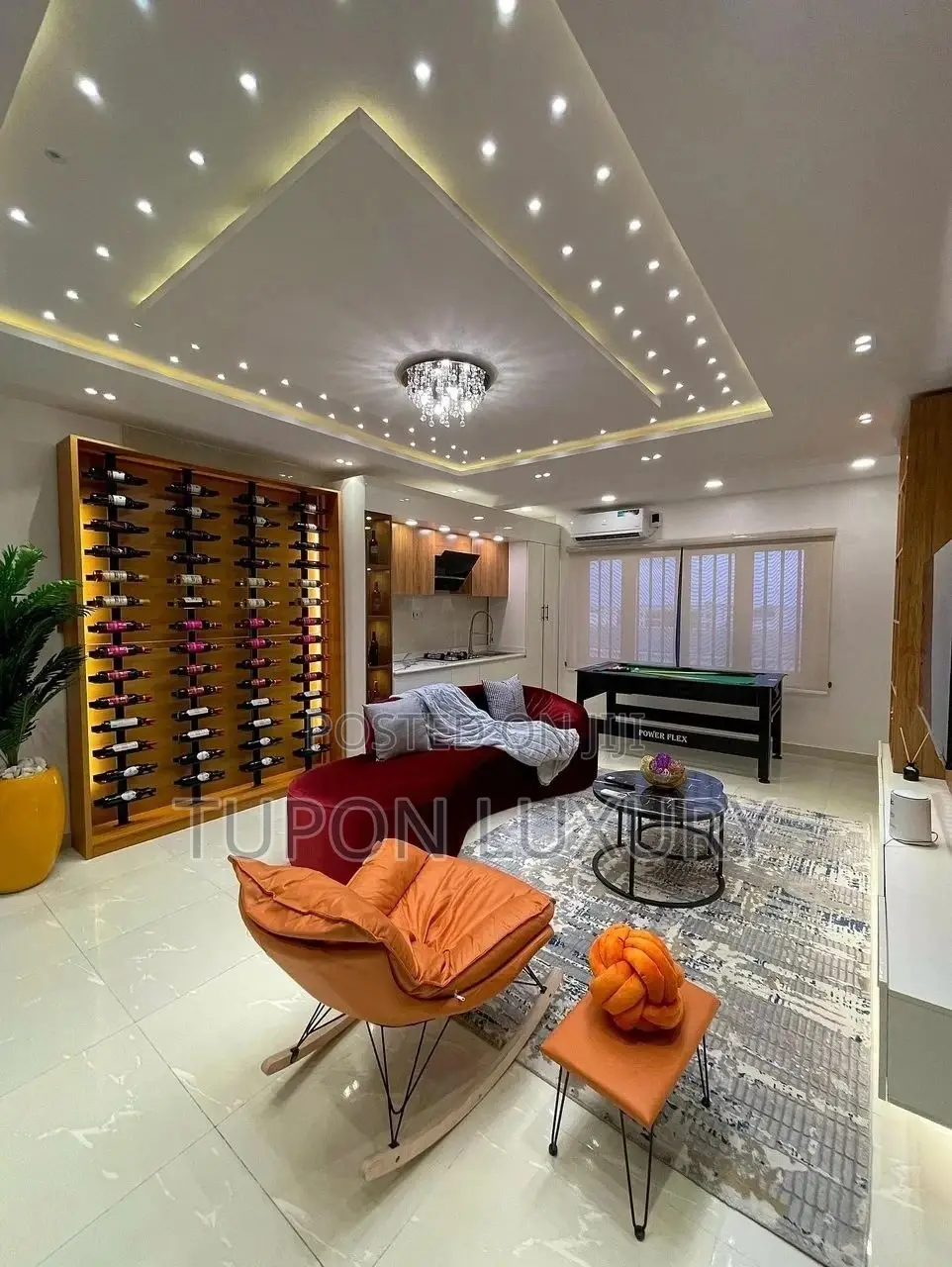 Luxury 2bedroom Apartment With Pool and Snooker in Ikate