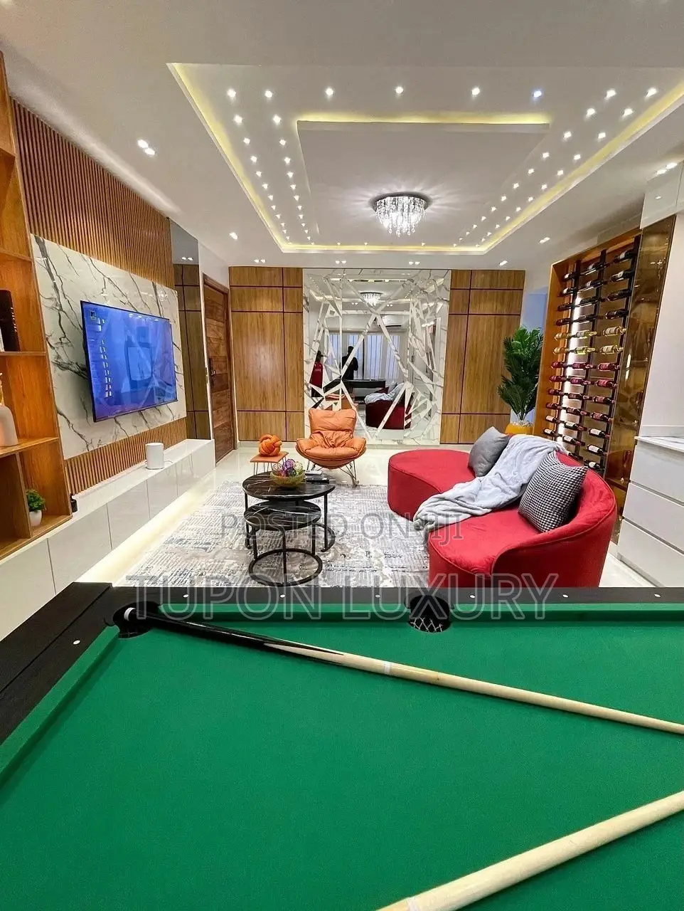 Luxury 2bedroom Apartment With Pool and Snooker in Ikate