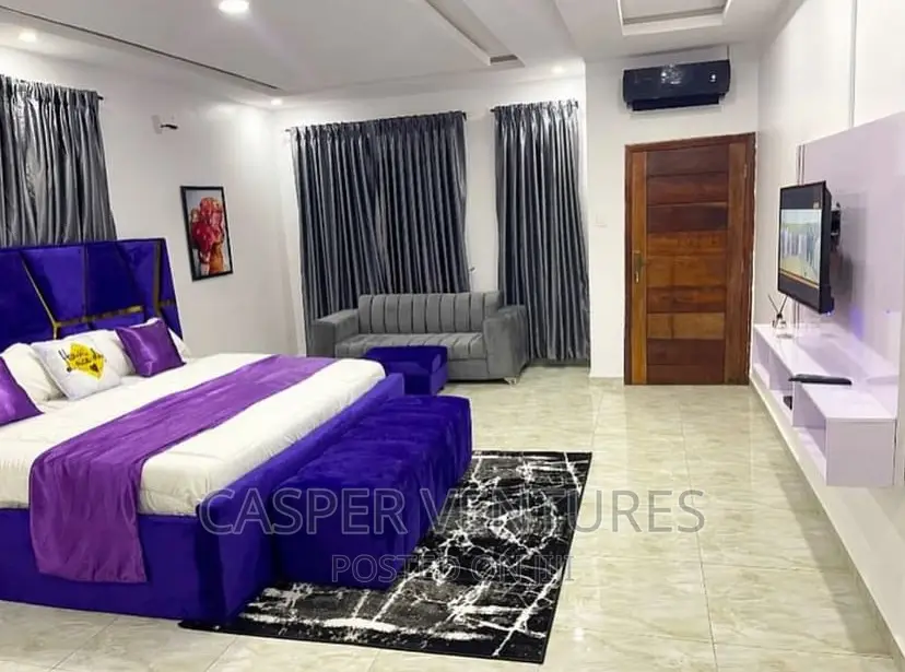 Spacious and Magical Room Parlor in Ilasan