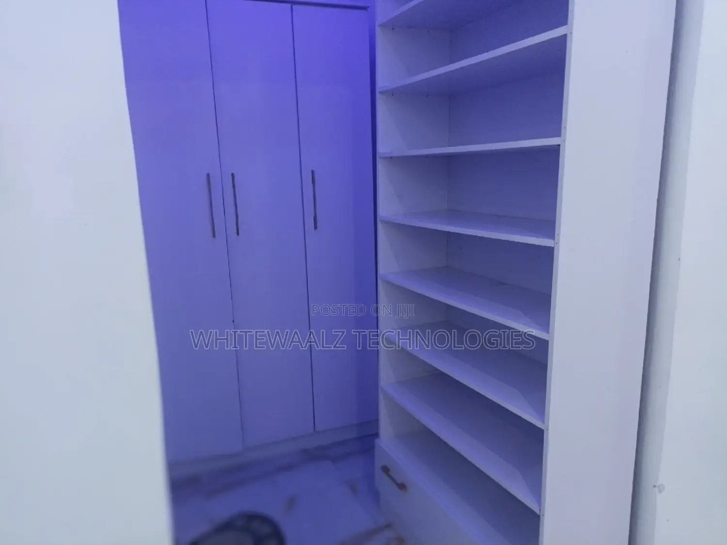 Whitewaalz Serviced Self Contain Apartment in Phase 2 / Jikwoyi
