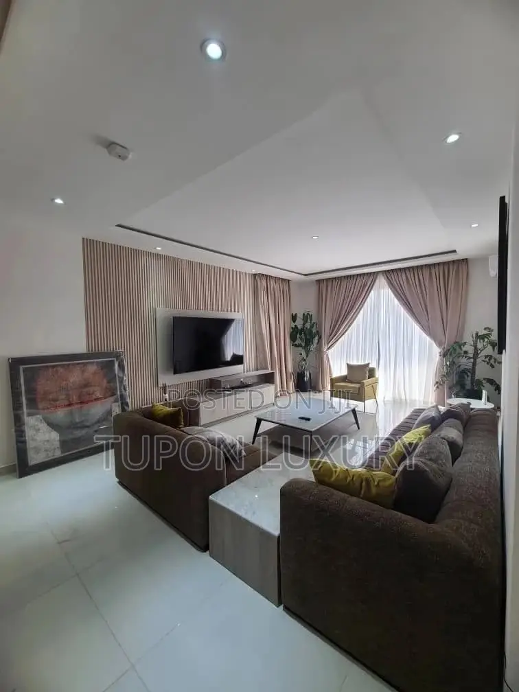 Most Luxurious 2bedroom Apart. With Roof Top, Pool Gym in Lekki Phase 1