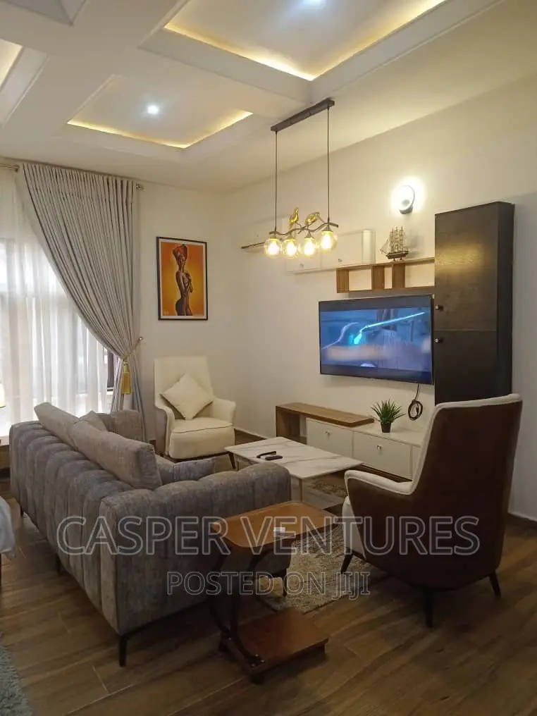 Spacious and Fancy Studio Apartment in Osapa london