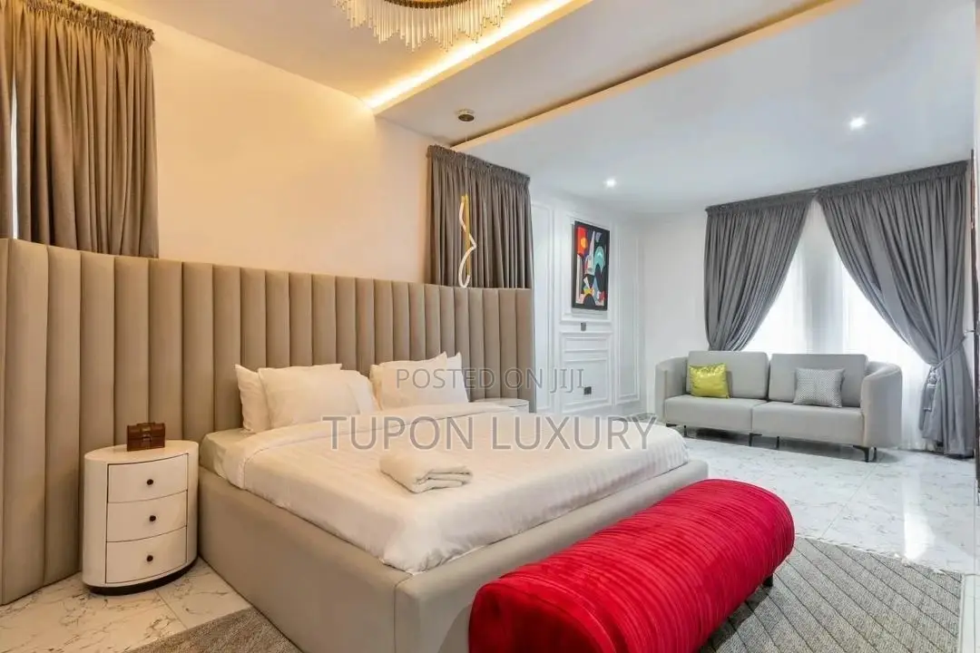 Luxury 2bedroom Penthouse With Snooker in Ikate