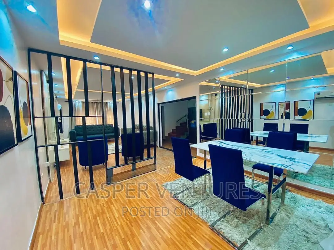 Lightning and Flashy 3-Bed Apartment in Ikota