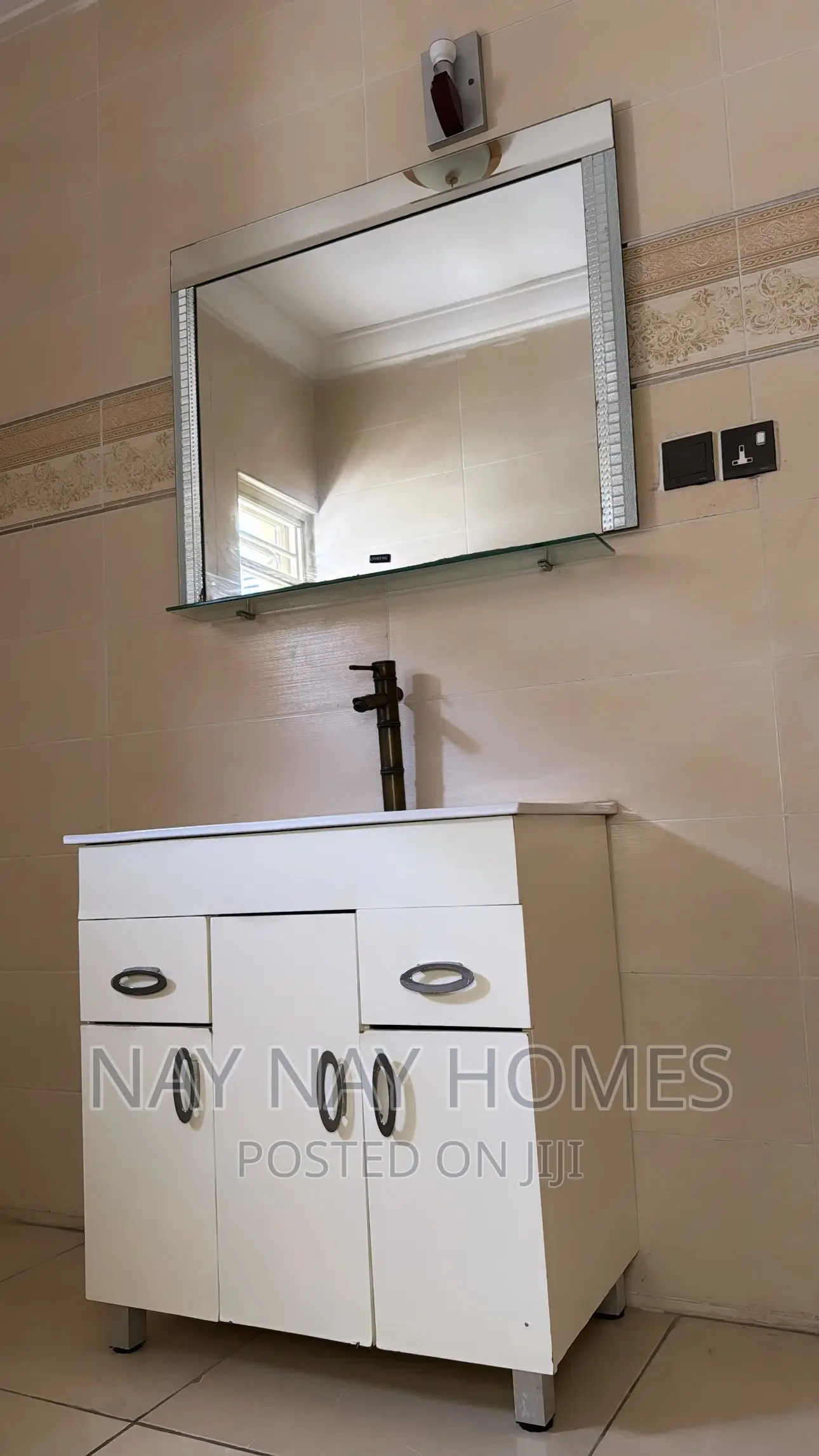 Monthly Shared Apartment in Osapa london