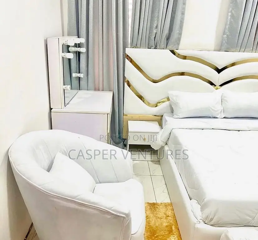 Stylish and Luxurious Apartment in Lekki Phase 2