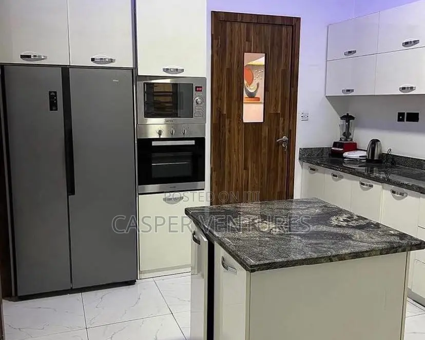 Stylish and Luxurious Apartment in Lekki Phase 2