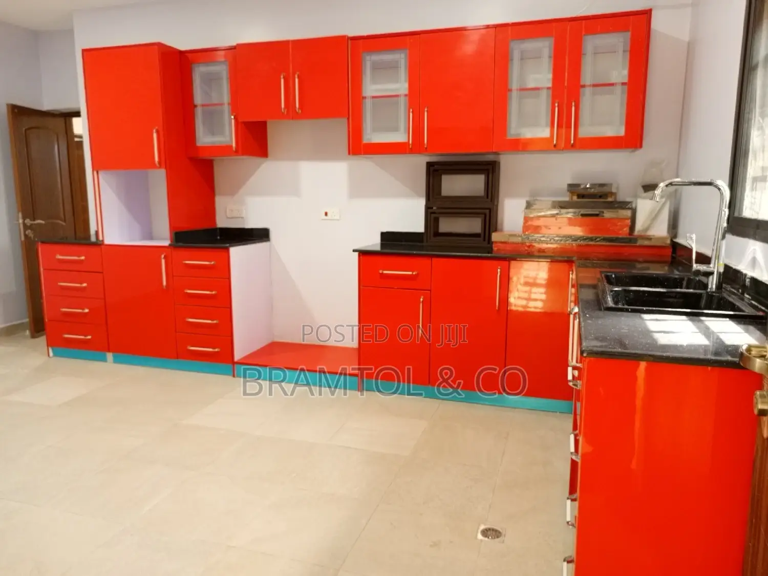 6 Units Of 3bedroom And 6 Units Of Selfcons (Serves As BQ in Guzape District