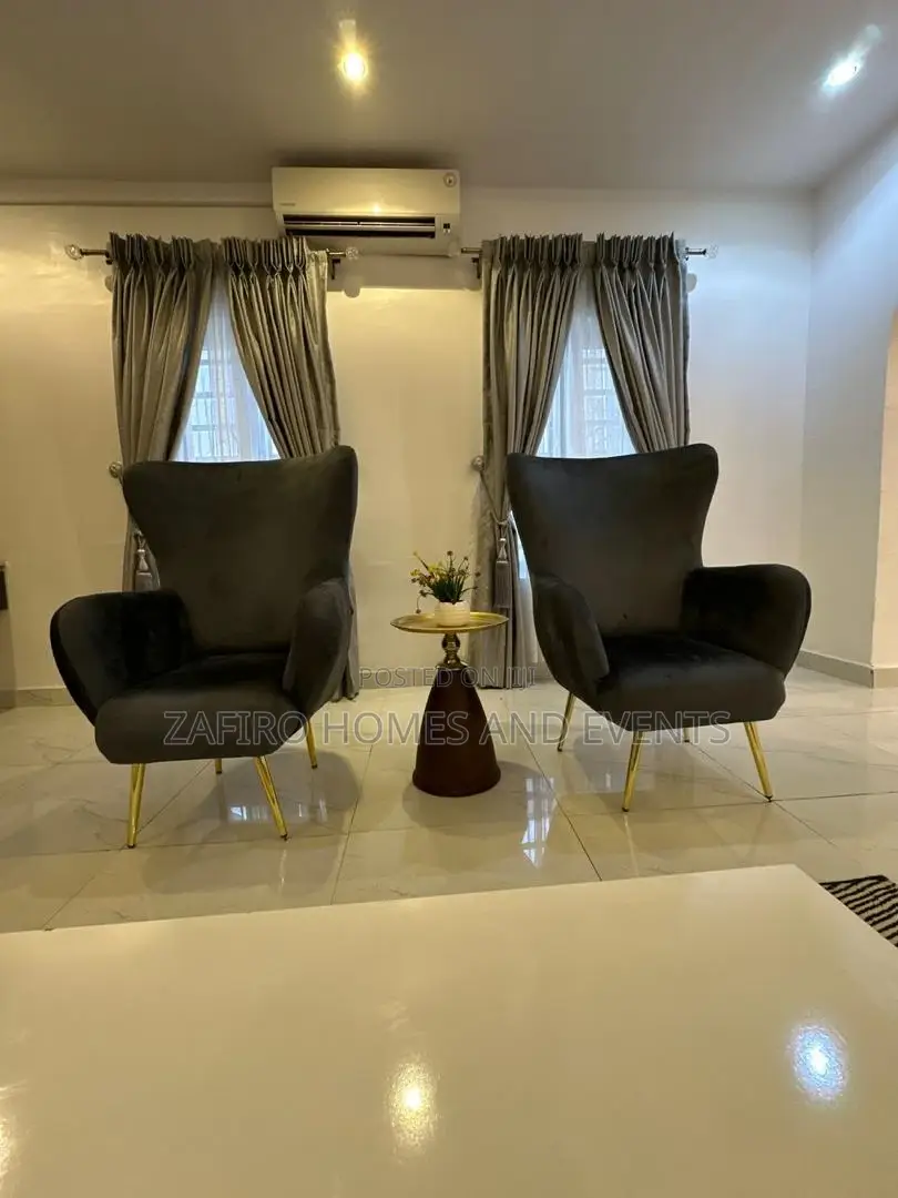 Furnished 1 Bedroom Apartment in a Secured Jericho GRA in Jericho