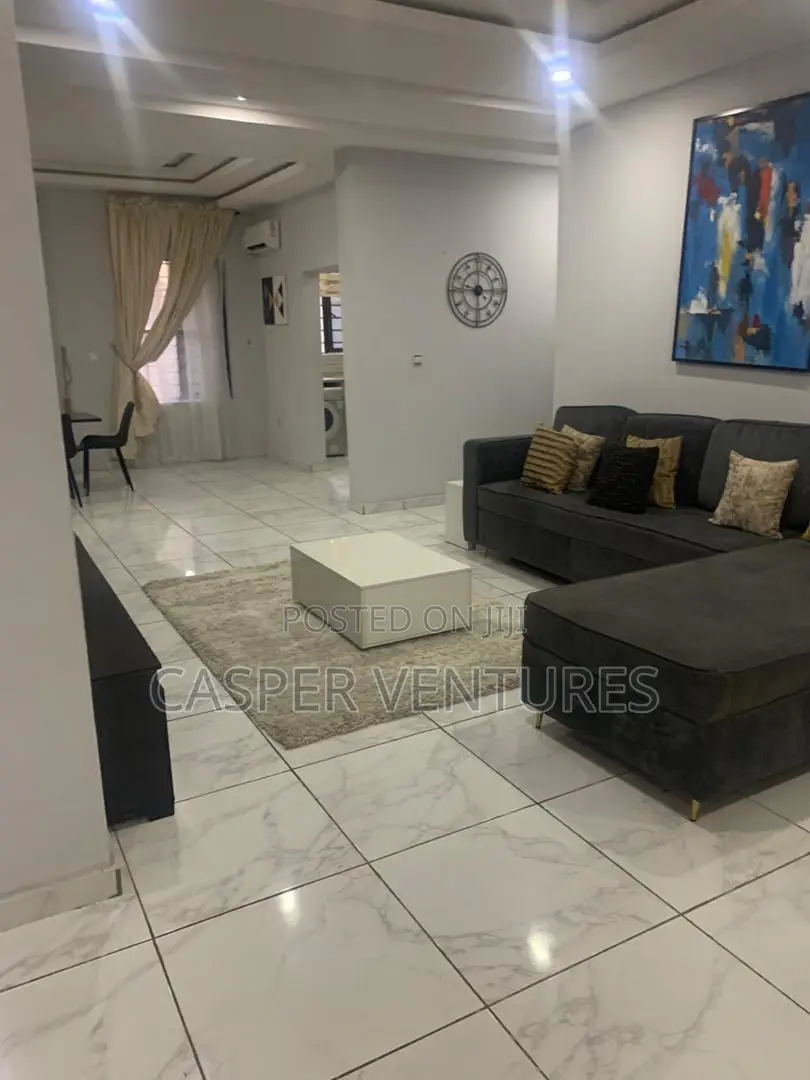 Luxurious and Spacious 2bedroom in Lekki Phase 2