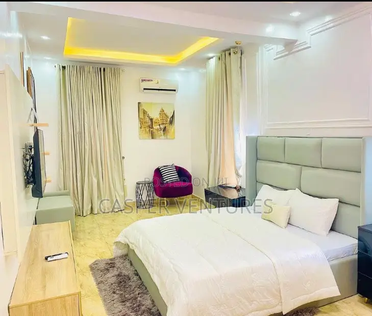 Magnetic and Colorful 3-Bedroom in Ikate