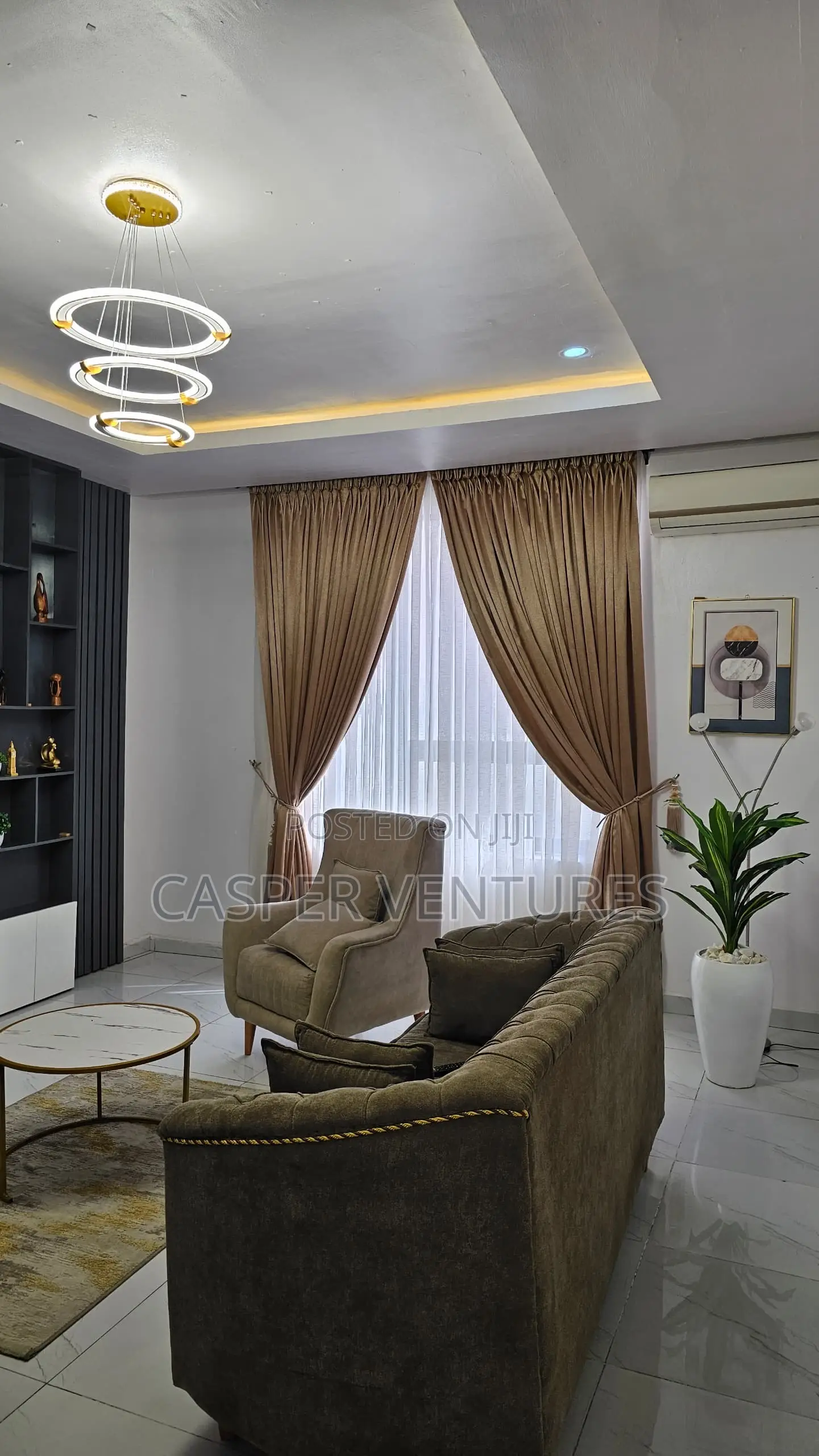 Luxurious and Sparkling Miniflat in Ikate