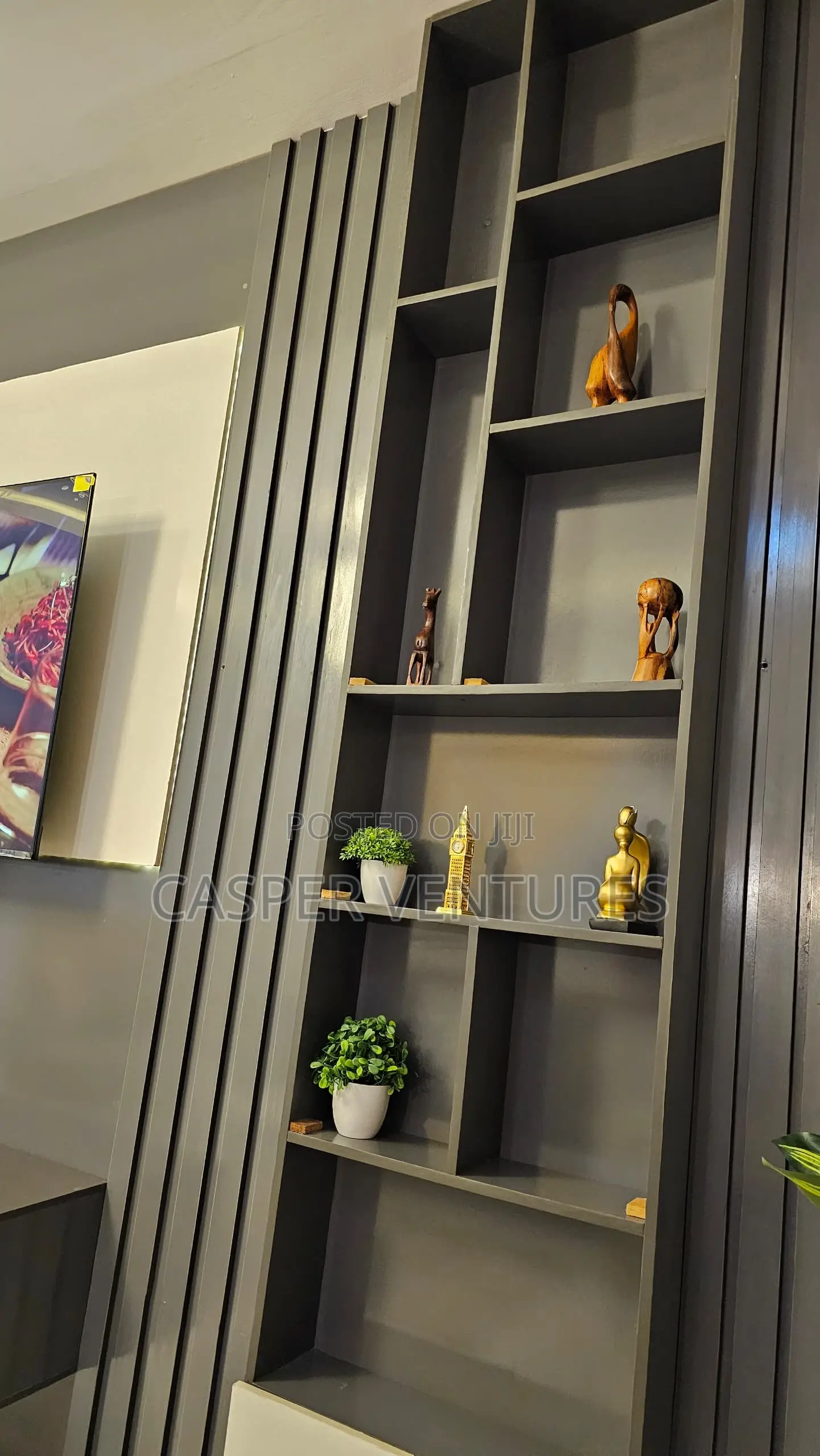 Luxurious and Sparkling Miniflat in Ikate