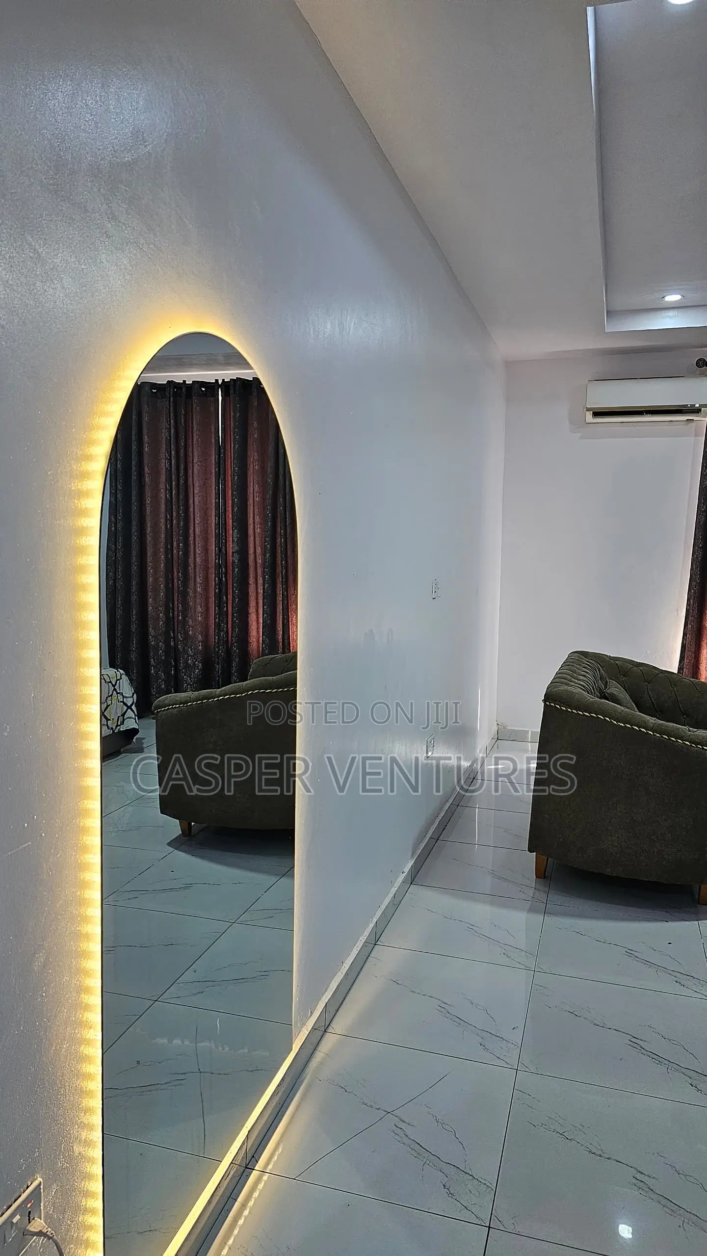 Luxurious and Sparkling Miniflat in Ikate