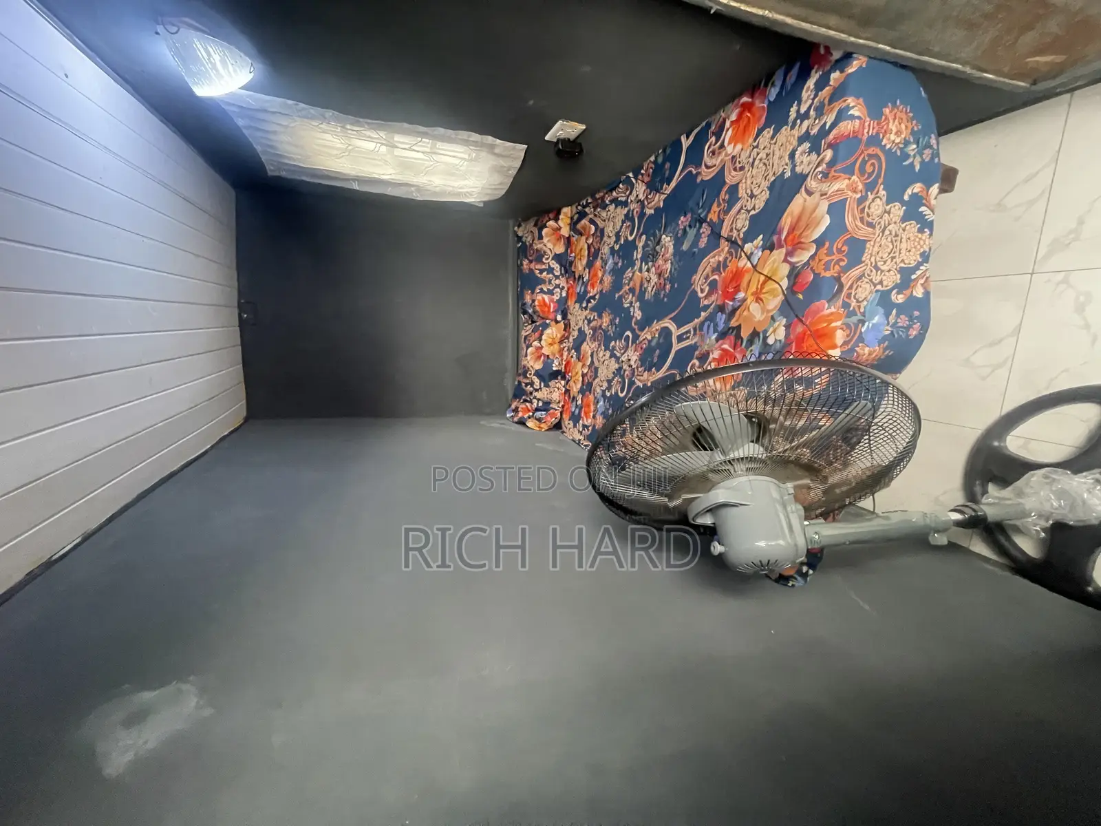 Portable Room Space in Ajah