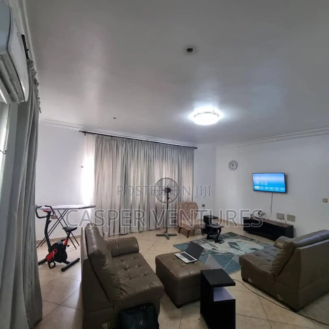 Simple and Classy Apartment in Ikate