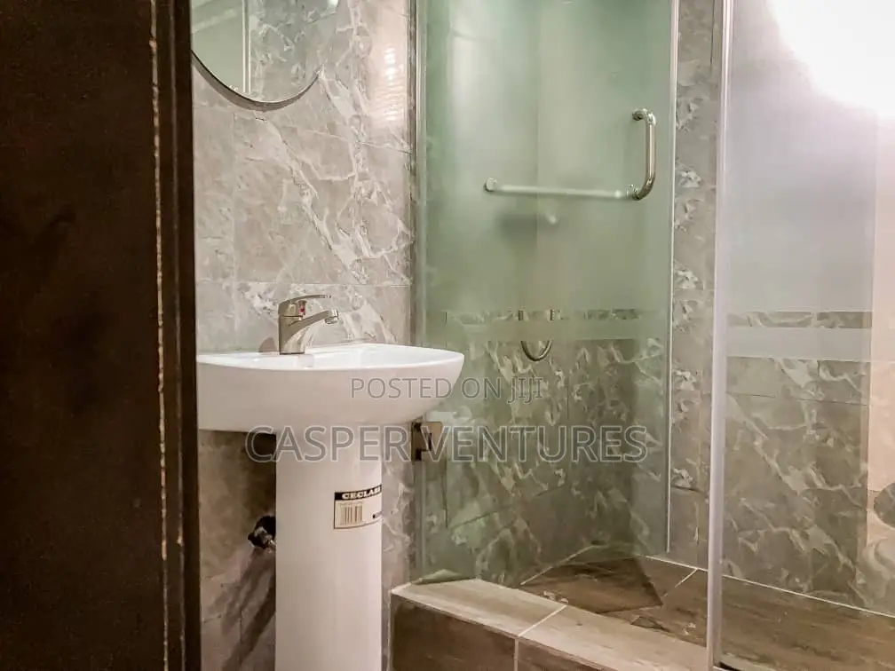 Colorful and Ecstatic Apartment in Lekki Phase 1