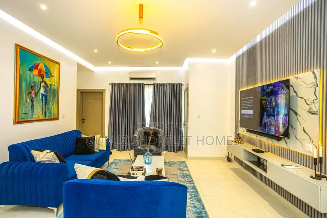 Exquisitely Furniture 2 Bedroom Shortlet Apartment. in Ikeja