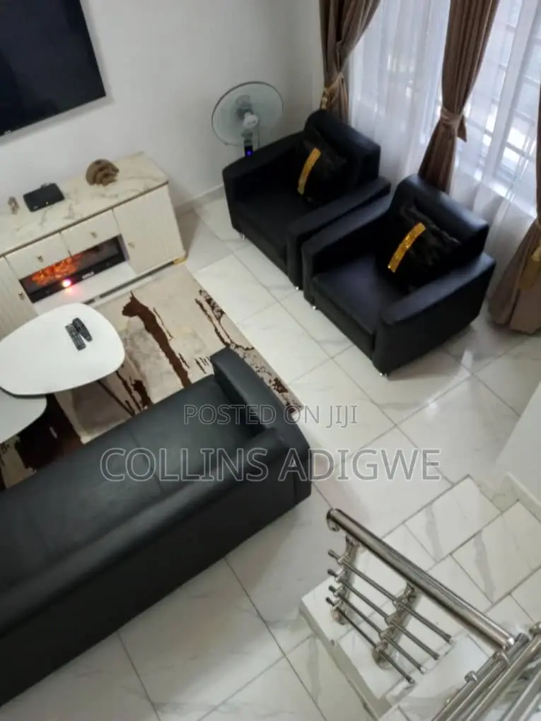 Luxurious 1 Bed Apartment in Lekki Phase 1