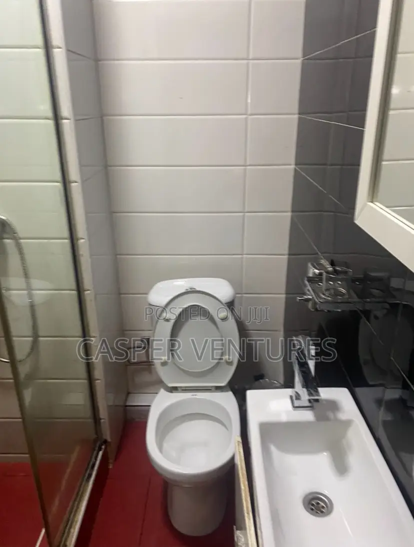 Sparkling Classy Studio Apartment in Ikate