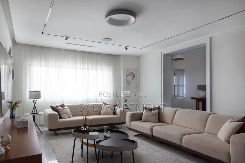 Luxurious Three Bedroom Apartment, Wuse 2 Abuja in Wuse 2