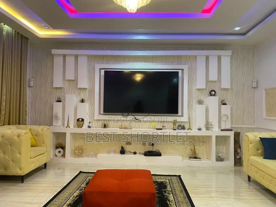 Luxury 4 Bedroom on Promo Lifecamp in Life Camp