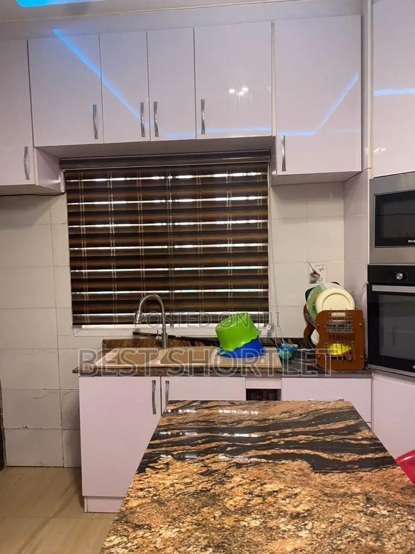 Luxury 4 Bedroom on Promo Lifecamp in Life Camp