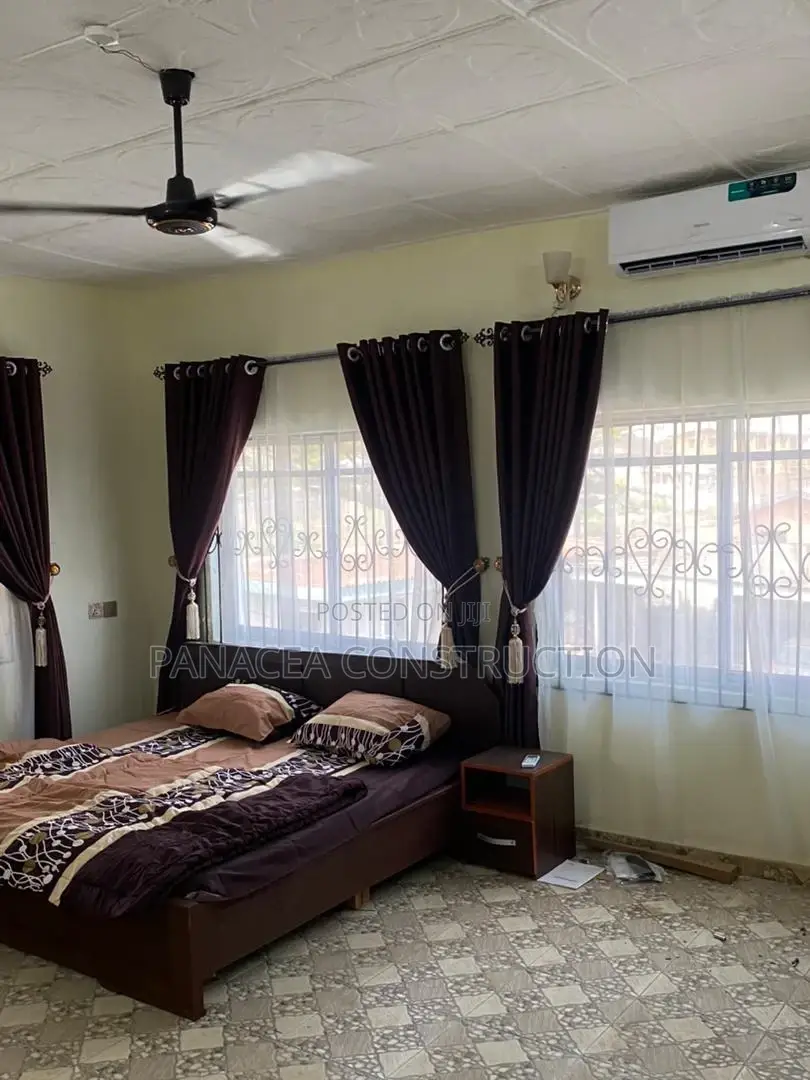 4 Bedroom Flat at Felele,Ibadan for Shortlet in Ibadan
