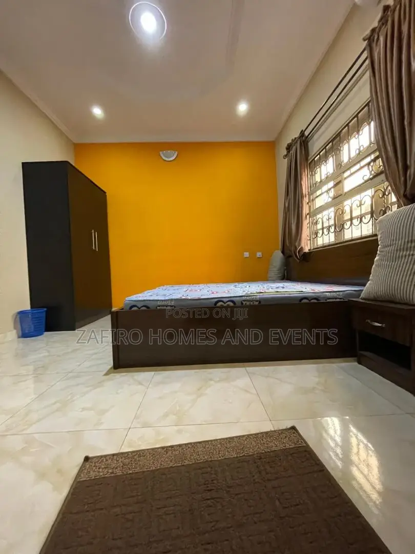 Nice 2 Bedroom Shortlet Apartment at Lere Adigun GRA Basorun in Basorun