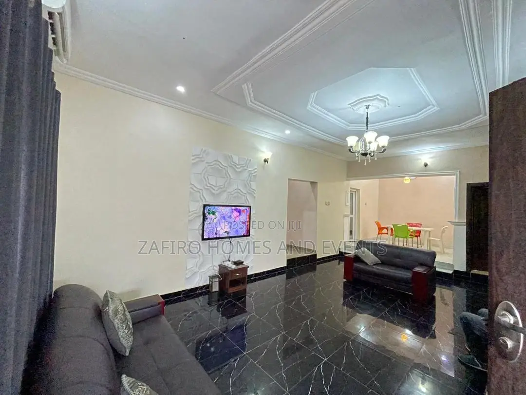 Nice 2 Bedroom Shortlet Apartment at Lere Adigun GRA Basorun in Basorun
