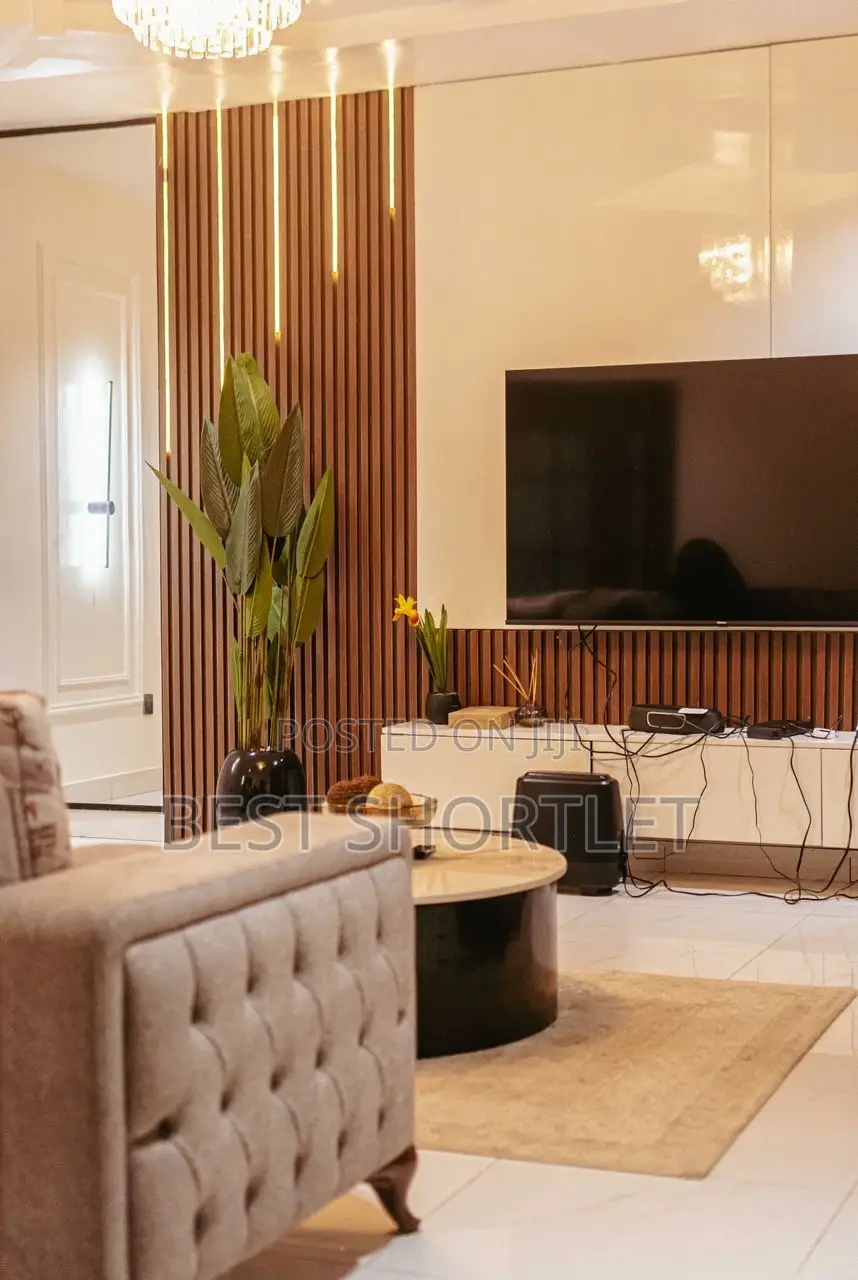 Luxury 4 Bedroom Duplex Lifecamp Mayor in Life Camp