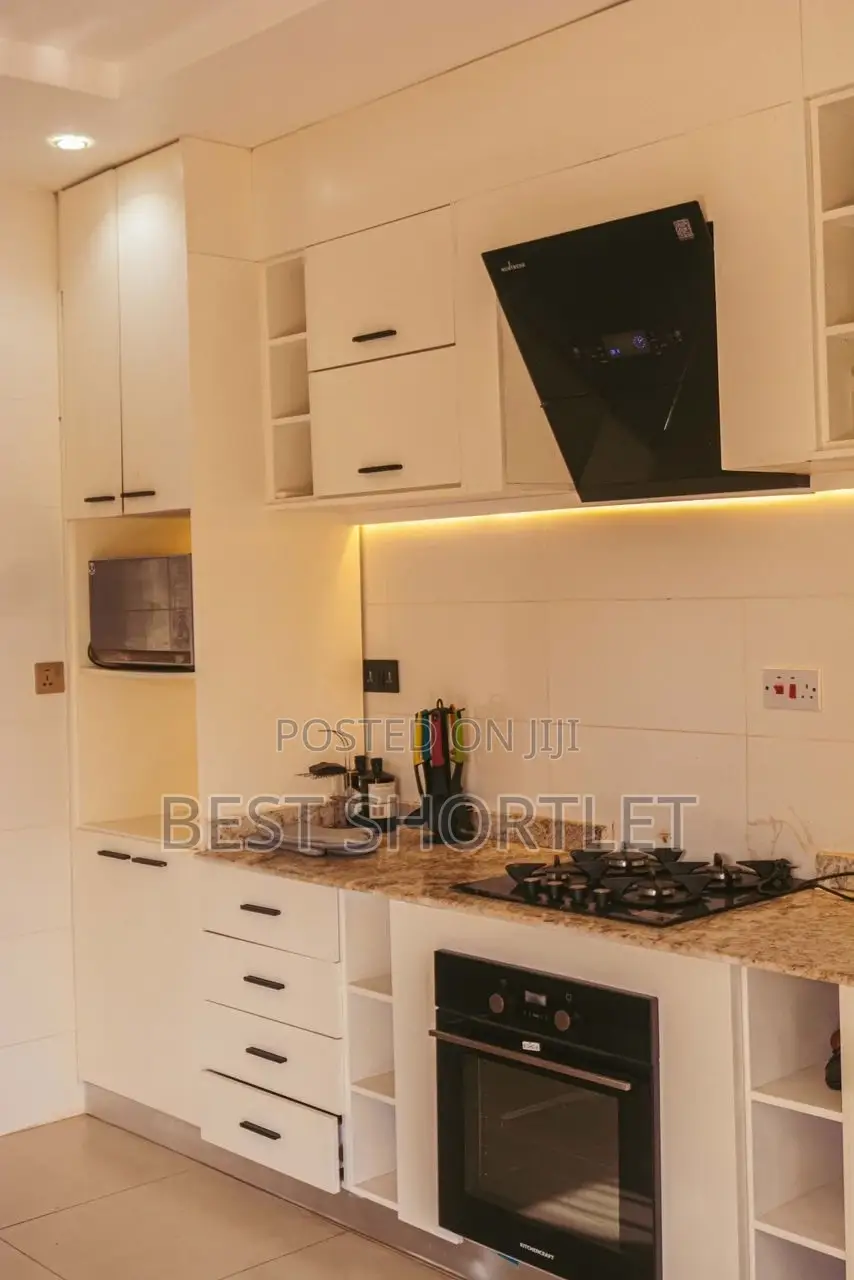 Luxury 4 Bedroom Duplex Lifecamp Mayor in Life Camp