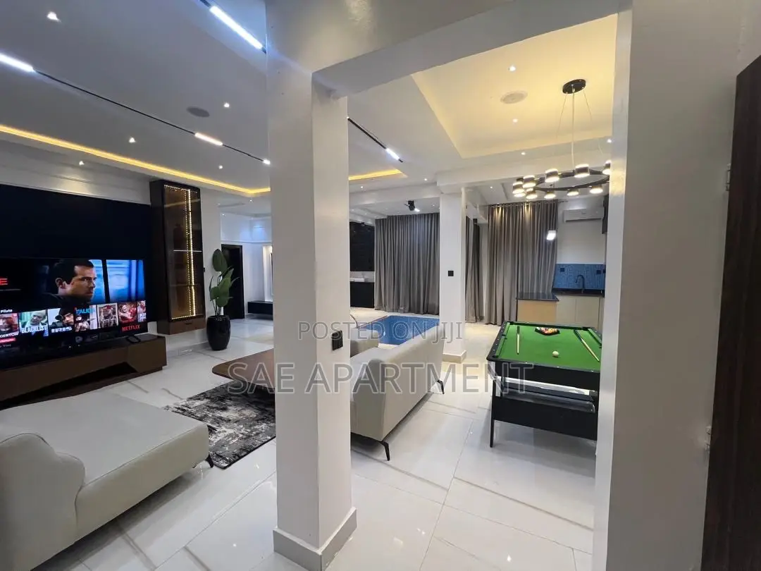 Luxurious Two Bedroom Apartment , Gwarinpa Abuja in Gwarinpa