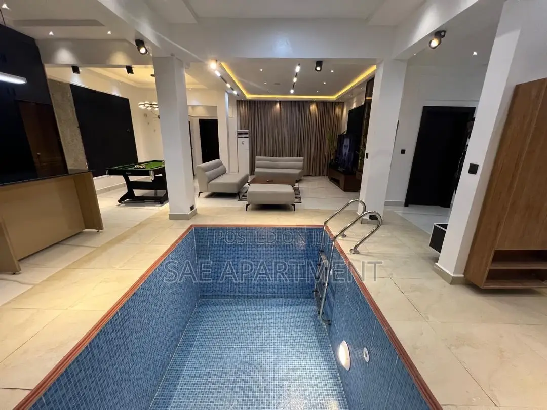 Luxurious Two Bedroom Apartment , Gwarinpa Abuja in Gwarinpa