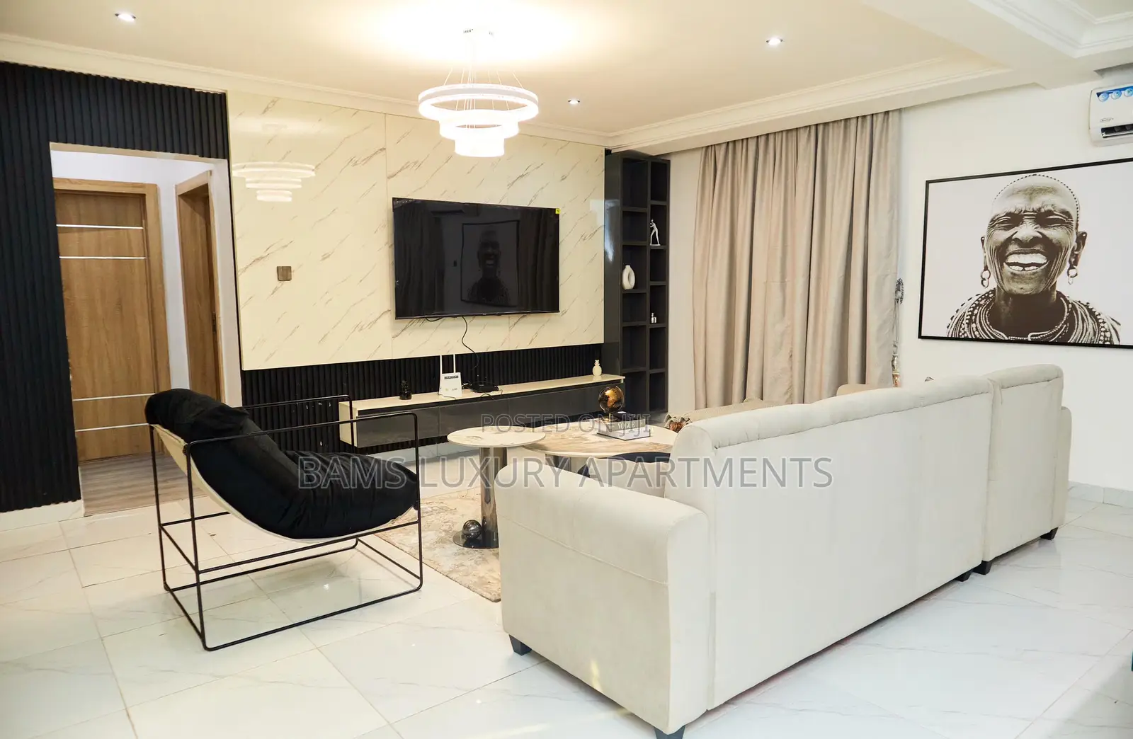 Sumptuous Two Beds in Lagos Island / Lagos Island