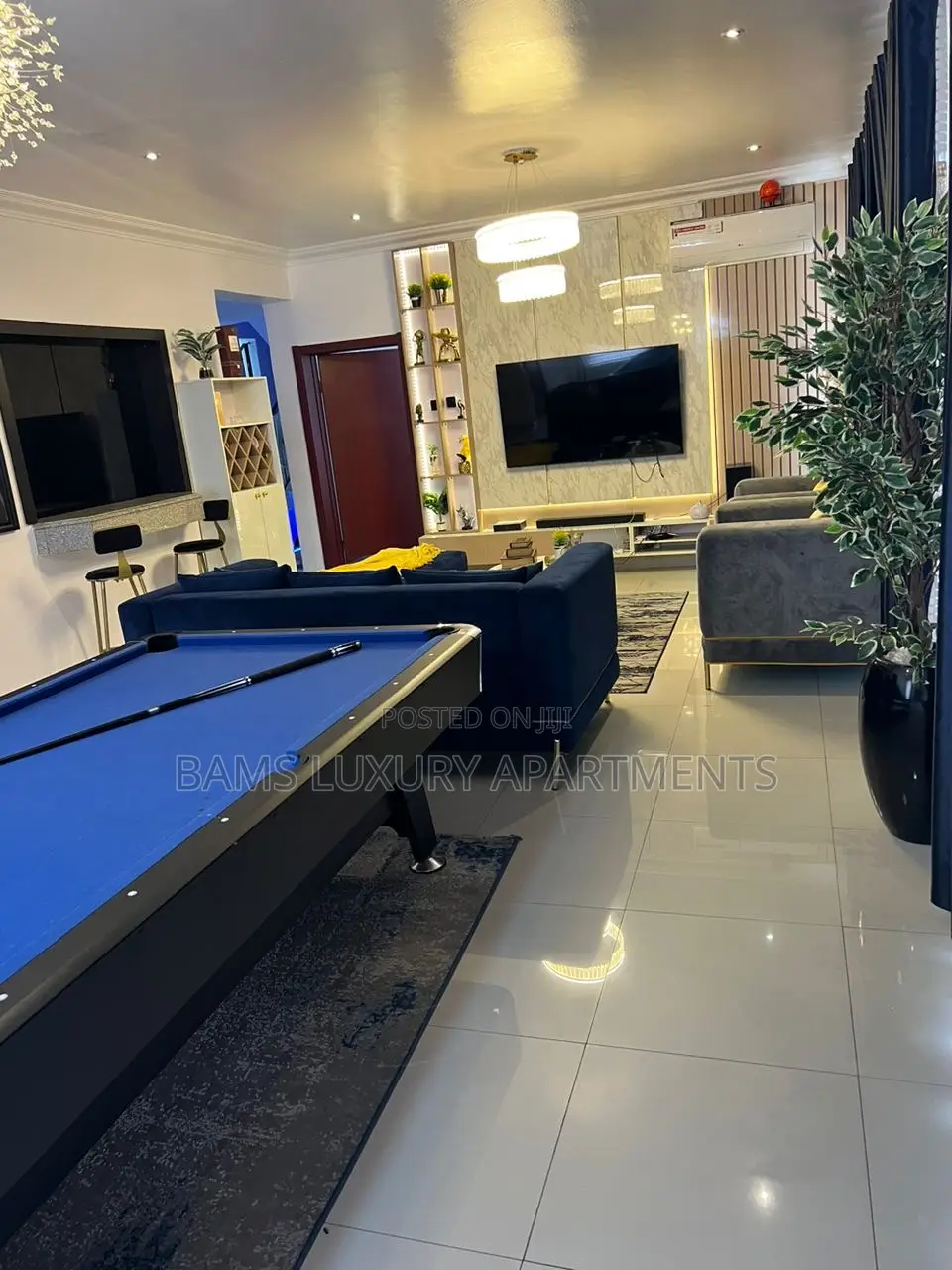 Normal Stay Three Bedroom Apartment in Chevron
