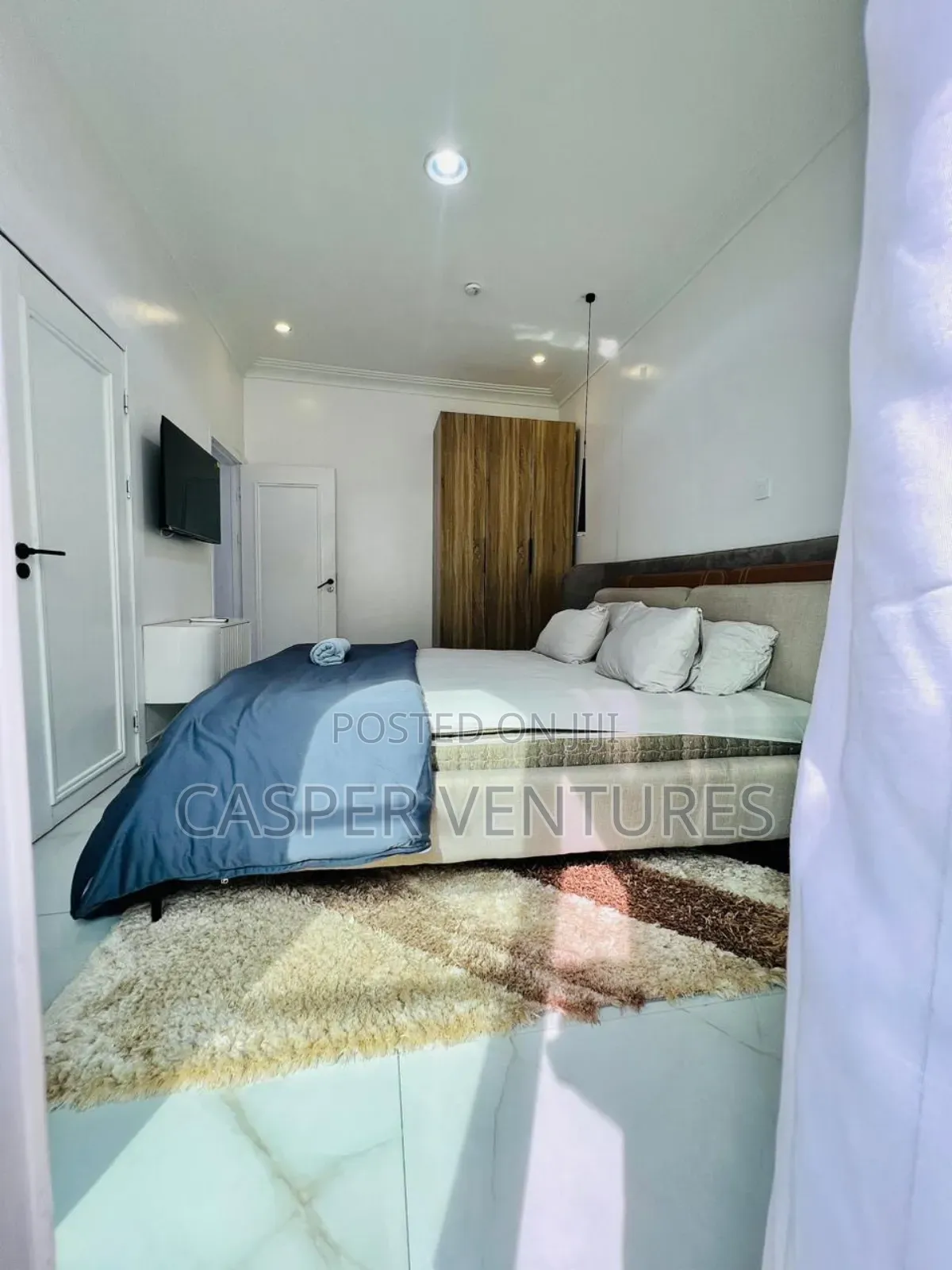 Ecstatic and Magnetic Apartment in Ikate
