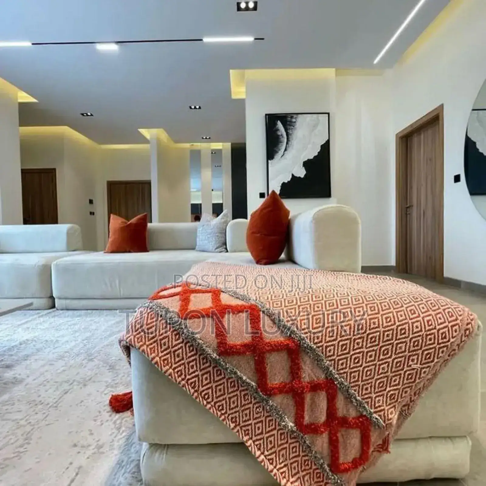 Luxury 3 Bedroom With Pool Gym in Victoria Island