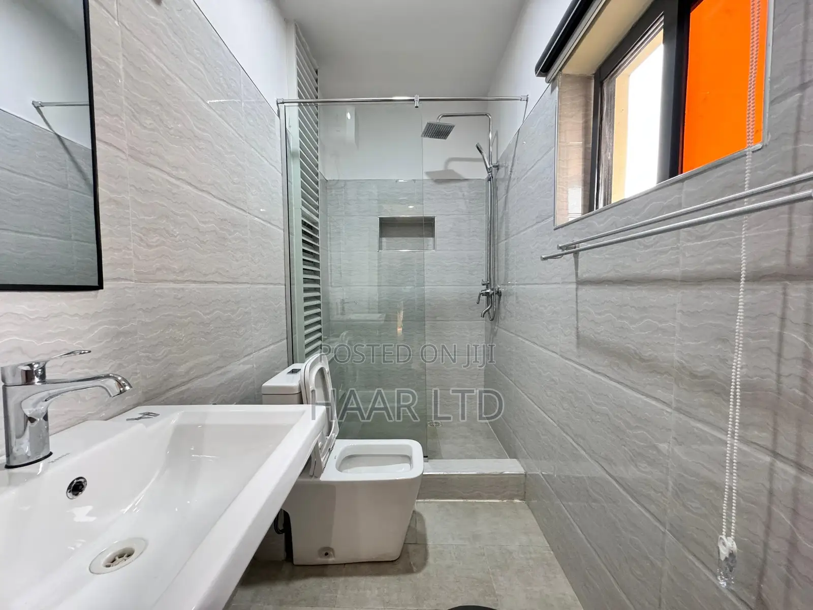 Exquisite One Bedroom With Balcony Relaxation in Lekki Phase 1