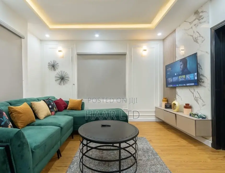 Exquisite 1 Bedroom Shortlet in Lekki Phase 1