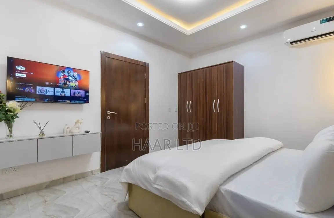 Luxurious 2 Bedroom With Snooker and Ps5 in Lekki Phase 1