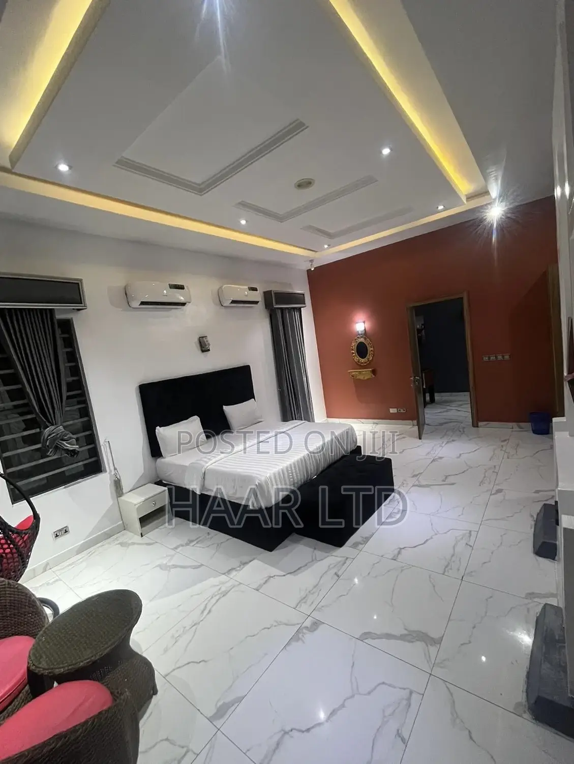 Stand-Alone Luxury Exquisite Party Apartment in Ikate