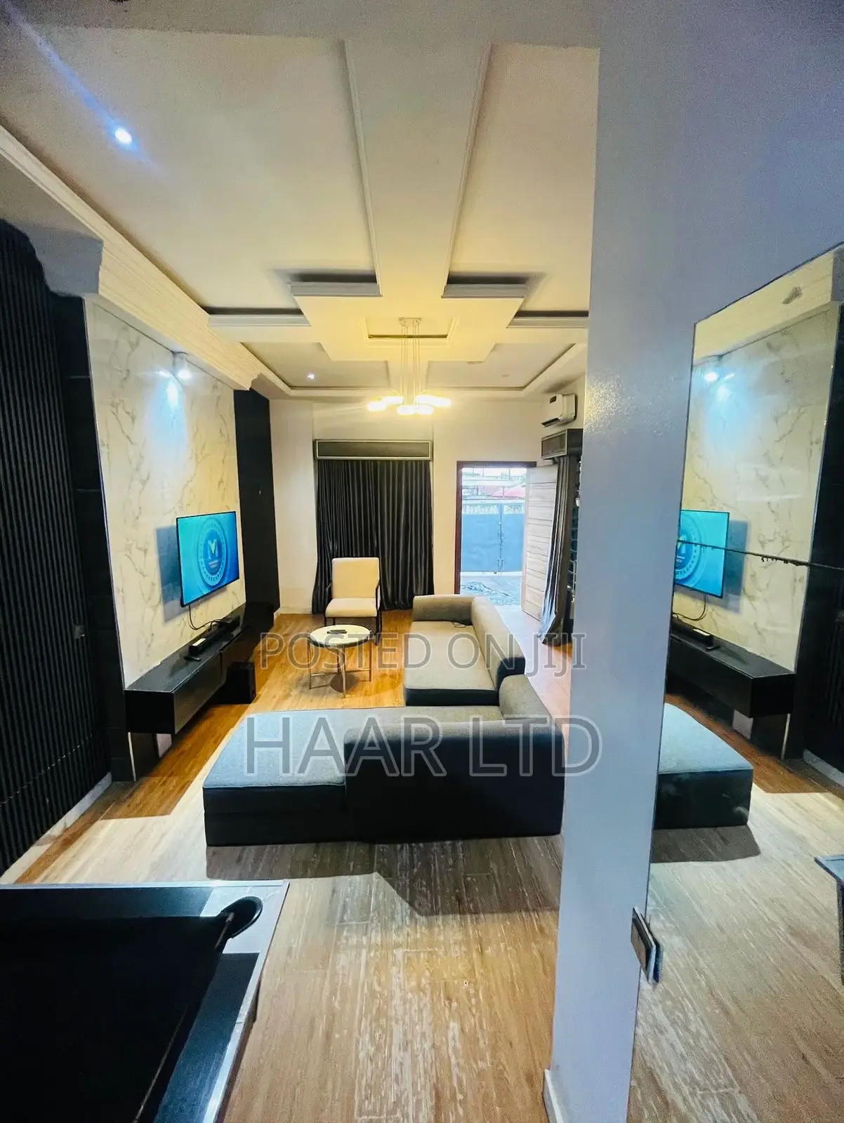 Luxurious 4 Bedroom Stand-Alone King-Sized Party Apartment in Ikate