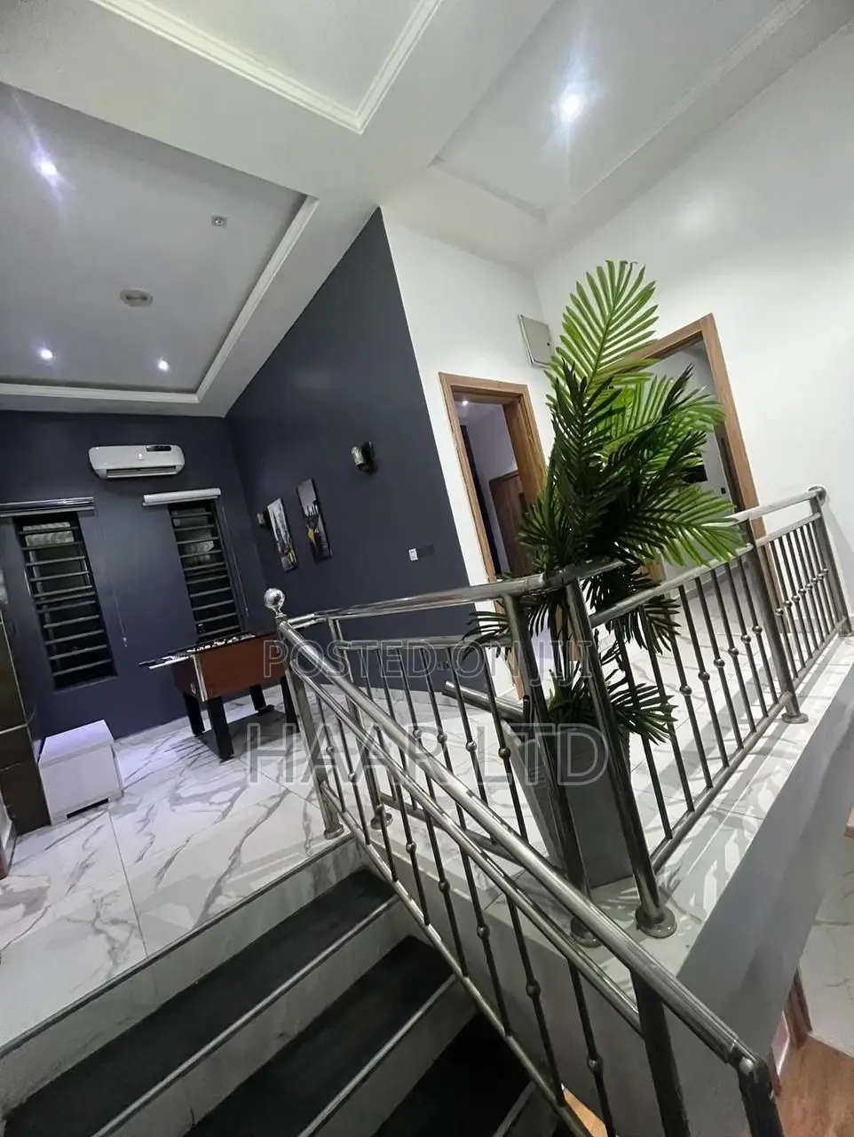 Luxurious 4 Bedroom Stand-Alone King-Sized Party Apartment in Ikate