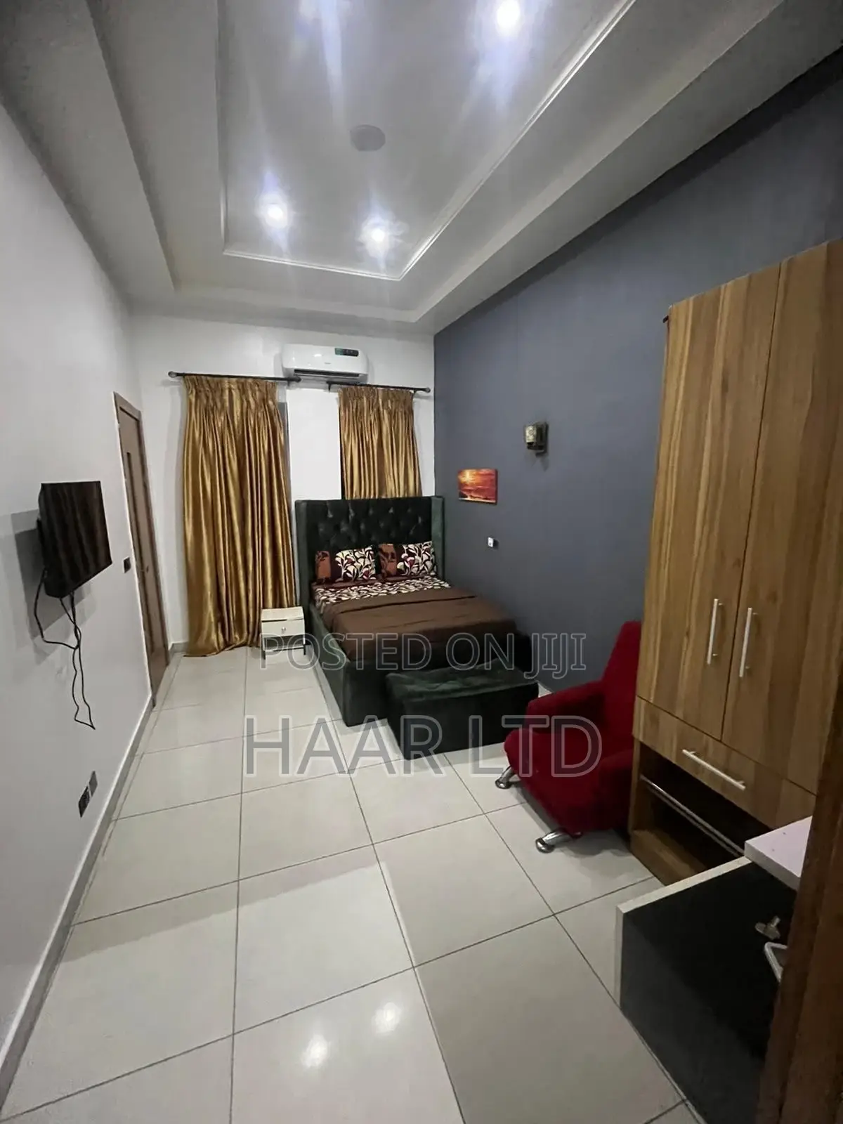 Luxurious 4 Bedroom Stand-Alone King-Sized Party Apartment in Ikate